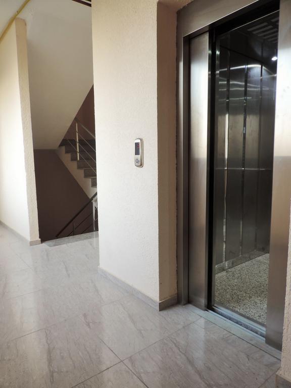 باتومي Tamara Apartment Takaishvili 3 المظهر الخارجي الصورة